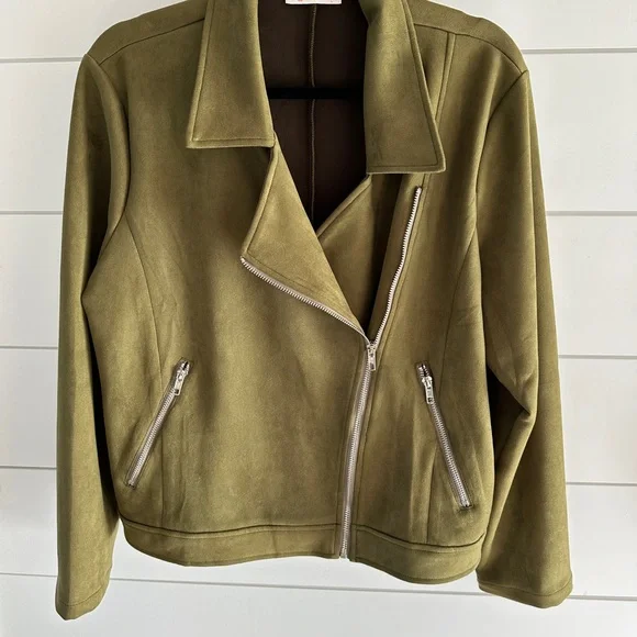 Vegan Suede Blazer - Picture 2 of 4